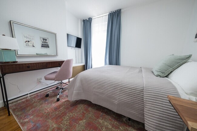 Foto del edificio - 222 E 104th St