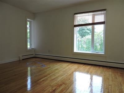 Building Photo - 524 Putnam Ave