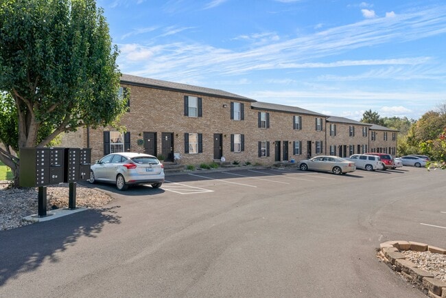 Building Photo - Autovilla Townhomes