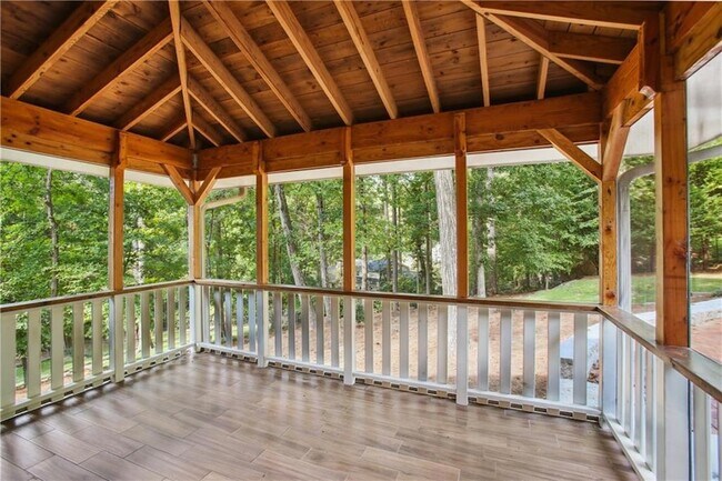 Building Photo - 2555 Landeau Cir