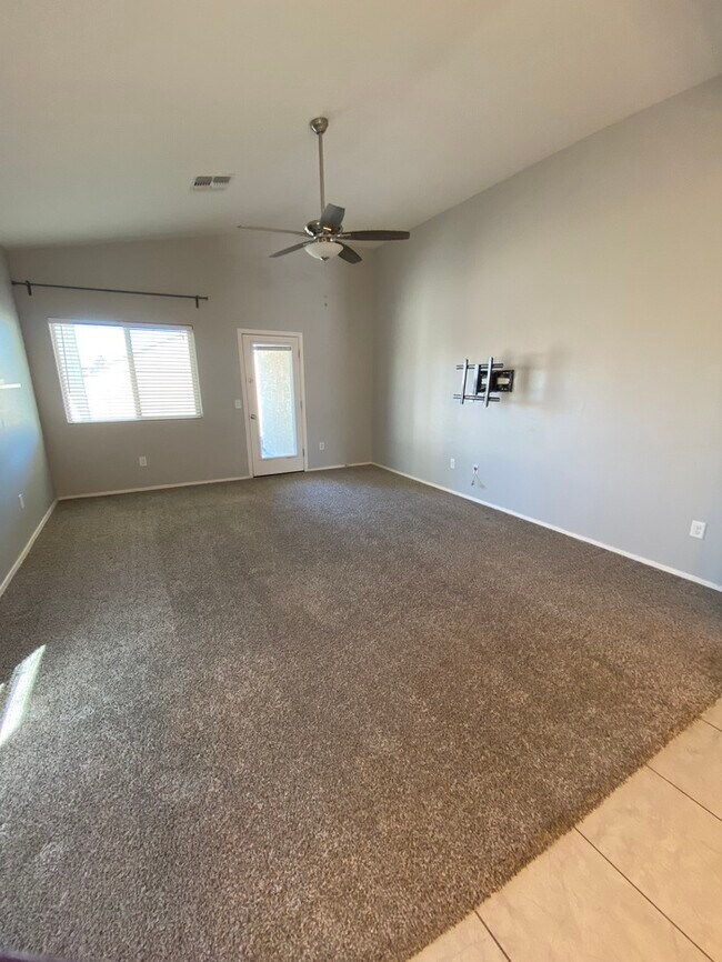 Building Photo - 8990 W Cloudwood Dr