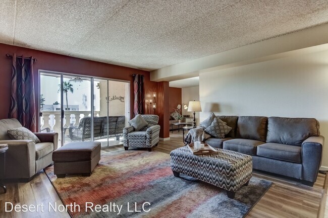 Building Photo - 2 br, 2 bath House - 7940 E Camelback Road...