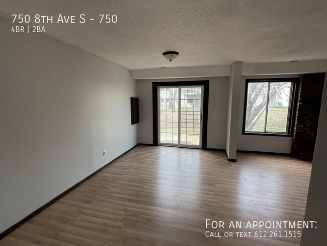 Building Photo - 750 8th Ave S