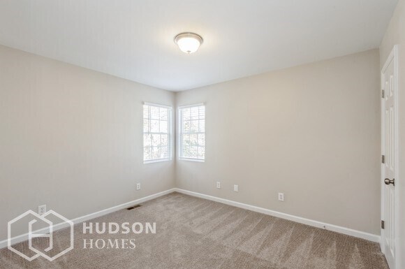 Building Photo - NOW AVAILABLE! - 8728 Brampton Dr, Charlot...