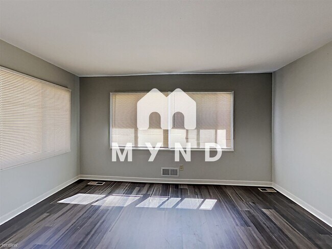 Foto del edificio - 3 br, 1.5 bath House - 404 Orchid Rd