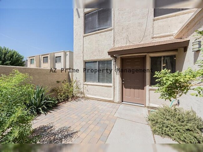 Photo - 8113 E GLENROSA AVE, SCOTTSDALE AZ Townhome
