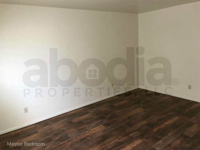 Building Photo - 131 Whipple Ext