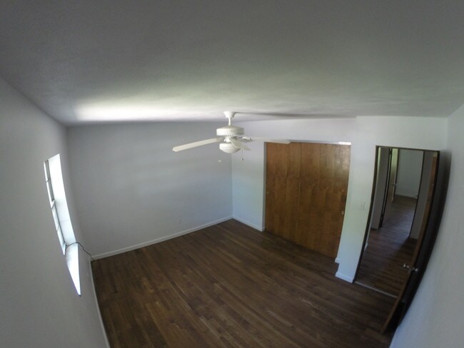 Bedroom - 856 Wilshire Dr