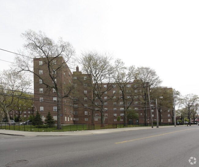 Redfern Houses Rentals Far Rockaway, NY