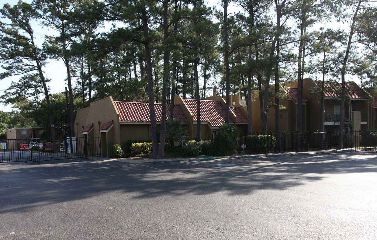 Building Photo - Springhill