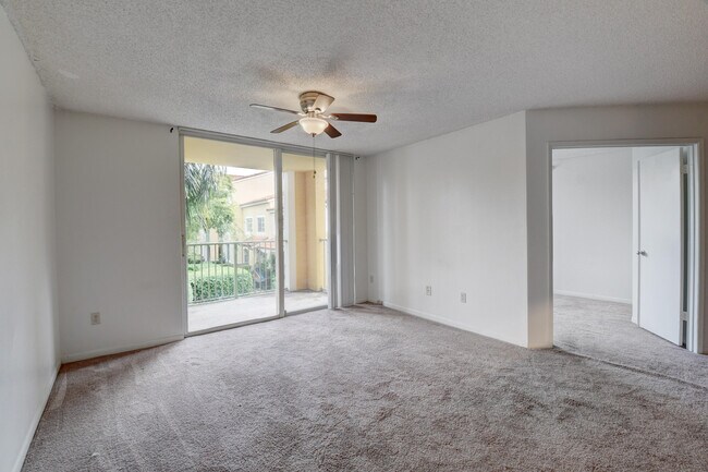 Building Photo - 103  Yacht Club Way 208 Hypoluxo Fl 33462