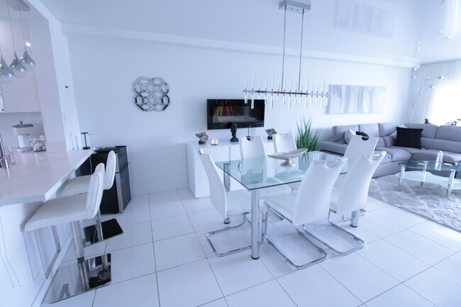 Foto del edificio - 470 Paradise Isle Blvd