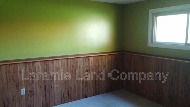 Foto del edificio - 1610 E Arnold St