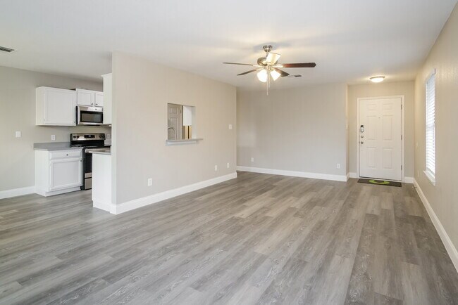 Foto del edificio - 809 Bushmills Ct