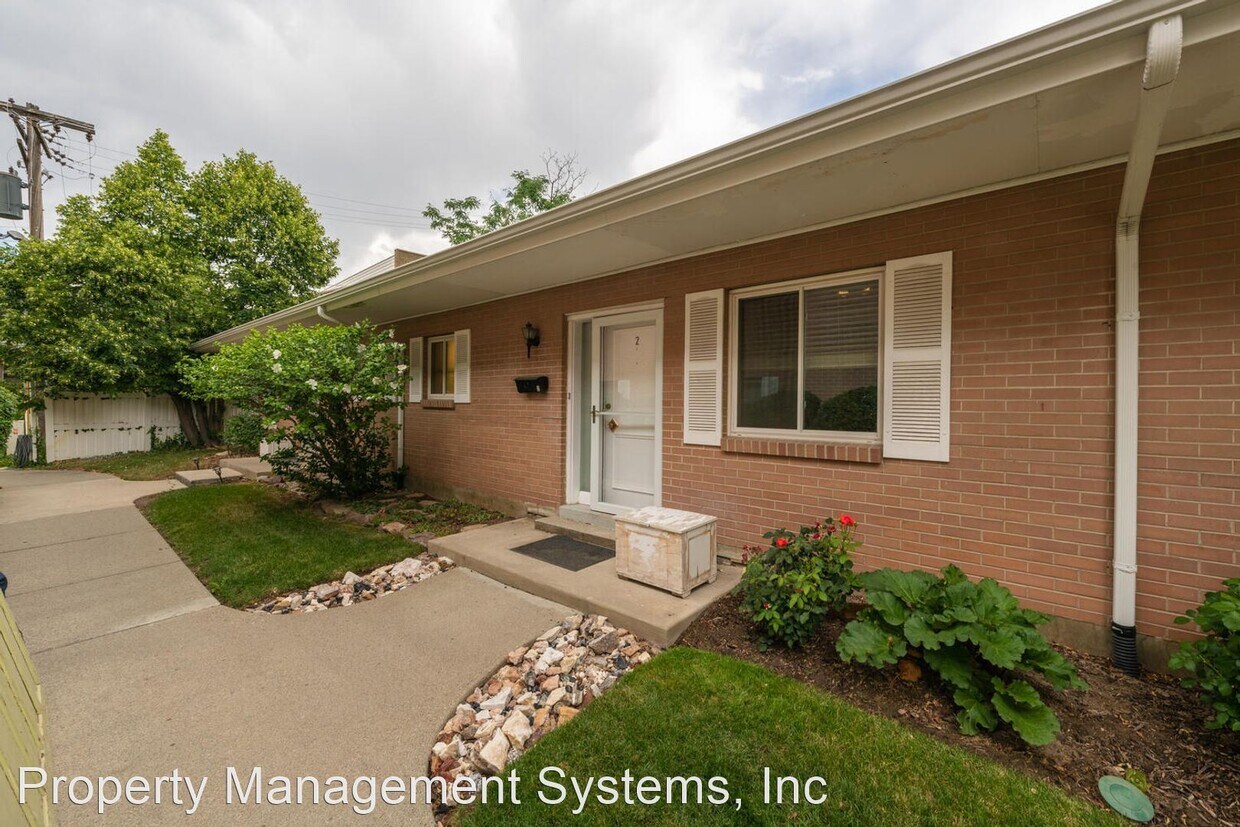 1 br, 1 bath House 2199 E Carriage Lane 2 House Rental in Holladay