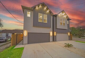 Building Photo - 4525 Davenport St