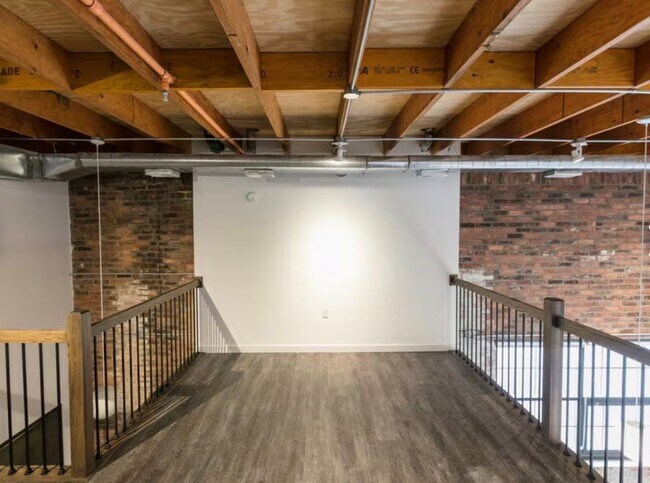 Foto del edificio - 207 E Baltimore Ave