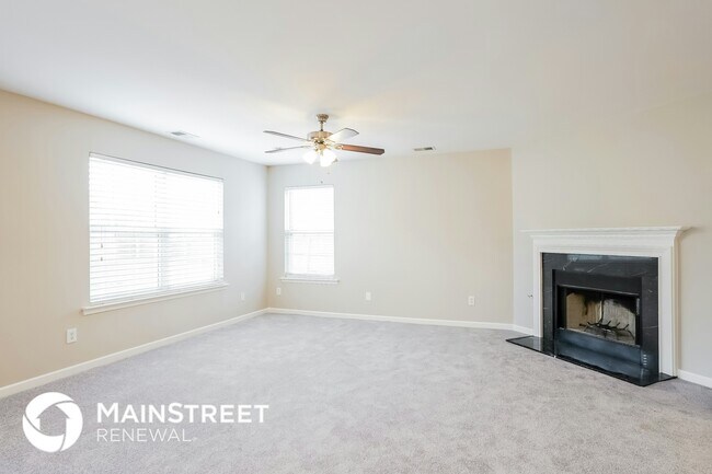 Building Photo - 6008 Porterdale Dr