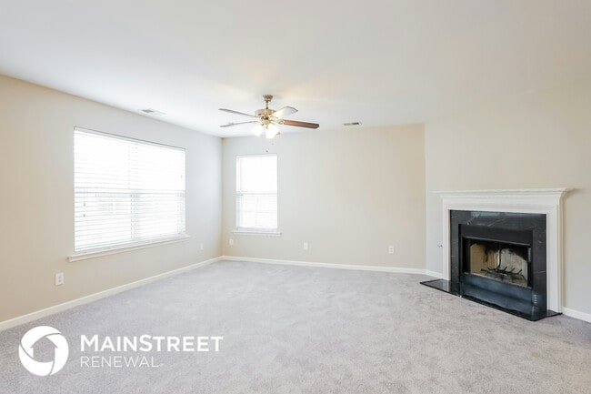 Foto del edificio - 6008 Porterdale Dr