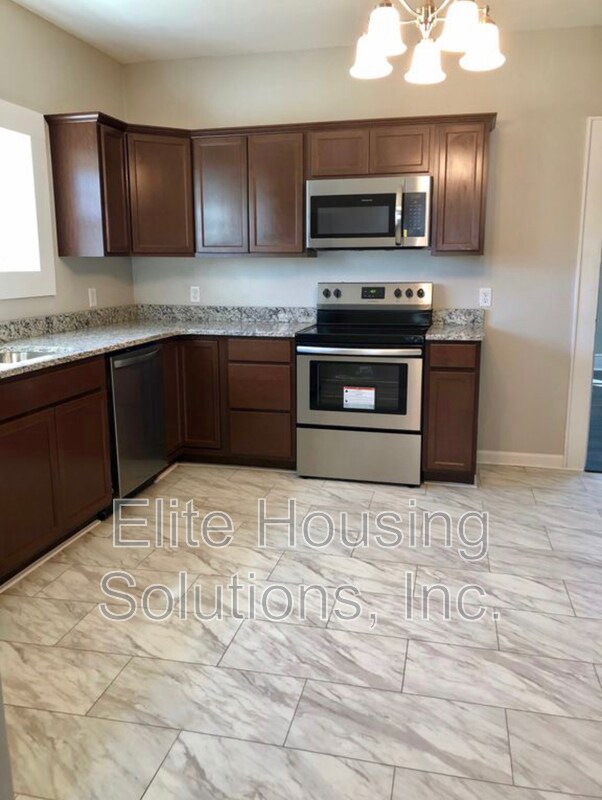 Foto del edificio - 4672 W Lee Hwy