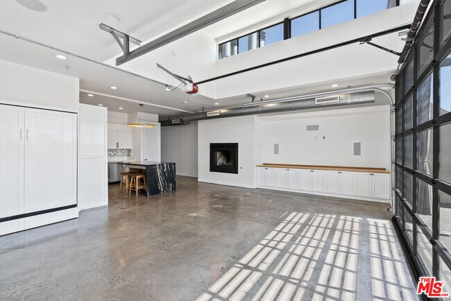 Foto del edificio - 1544 12th St