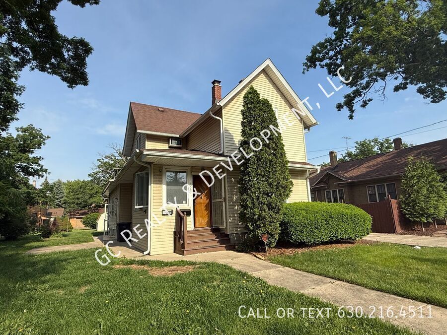 Primary Photo - 158 N Liberty St