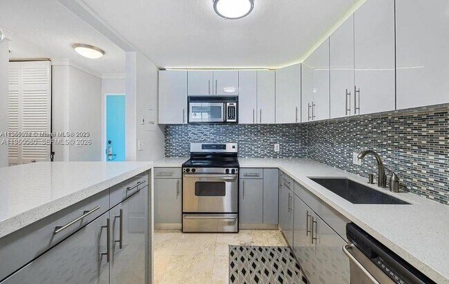 Foto del edificio - 150 SE 25th Rd