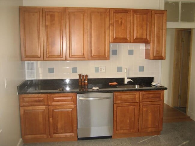 Photo - 190 Highland St Apartment