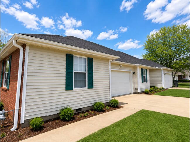 Building Photo - 802 Briarbrook Dr