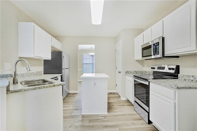 Foto del edificio - 3375 River Mill Ln
