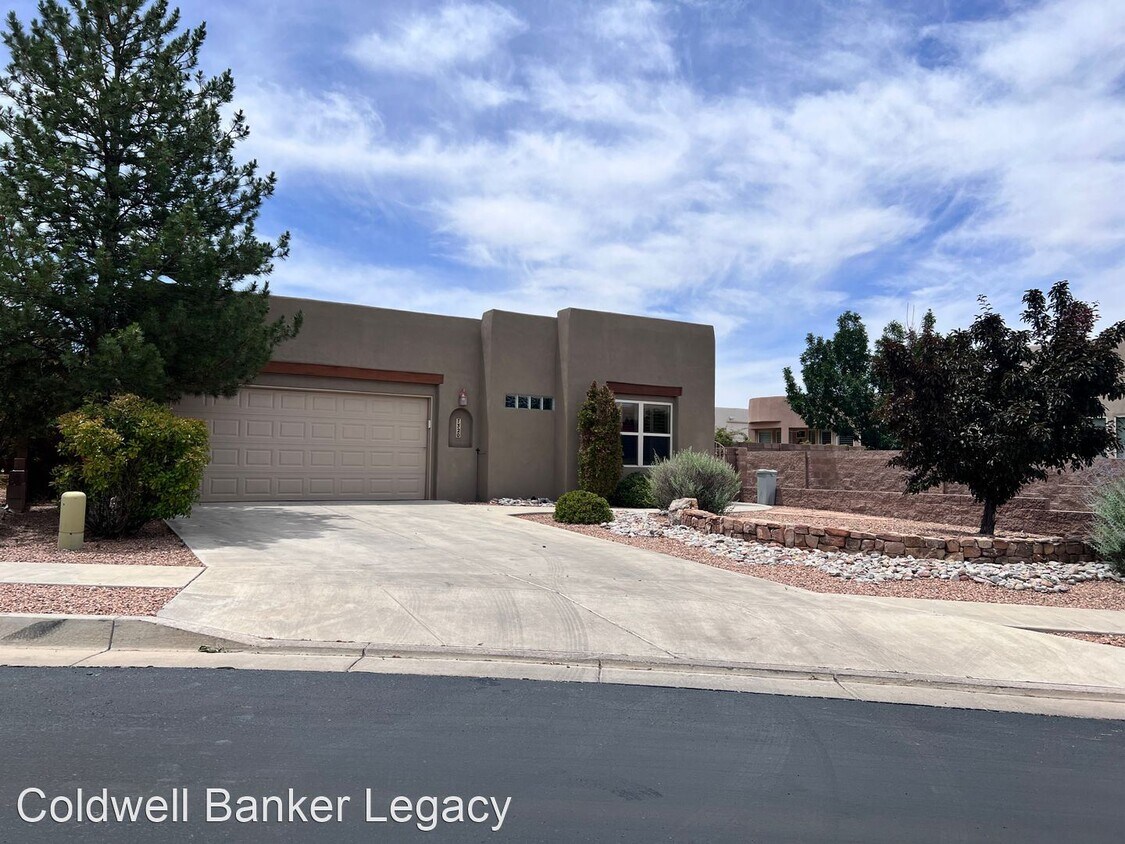Primary Photo - 3 br, 2 bath House - 7320 Old Pecos Trail NE