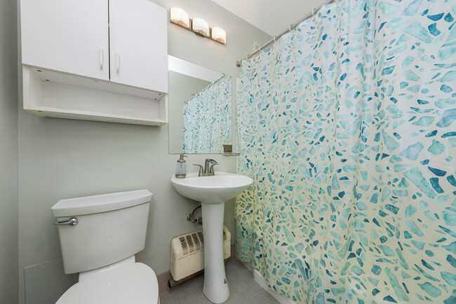 Foto del edificio - 3100 N Lake Shore Dr