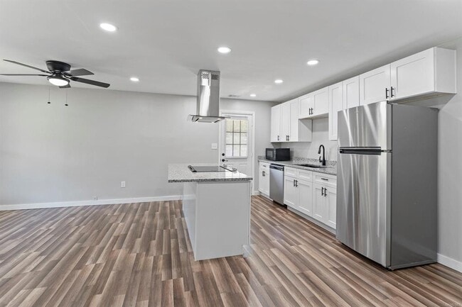 Foto del edificio - 1221 Avondale Rd