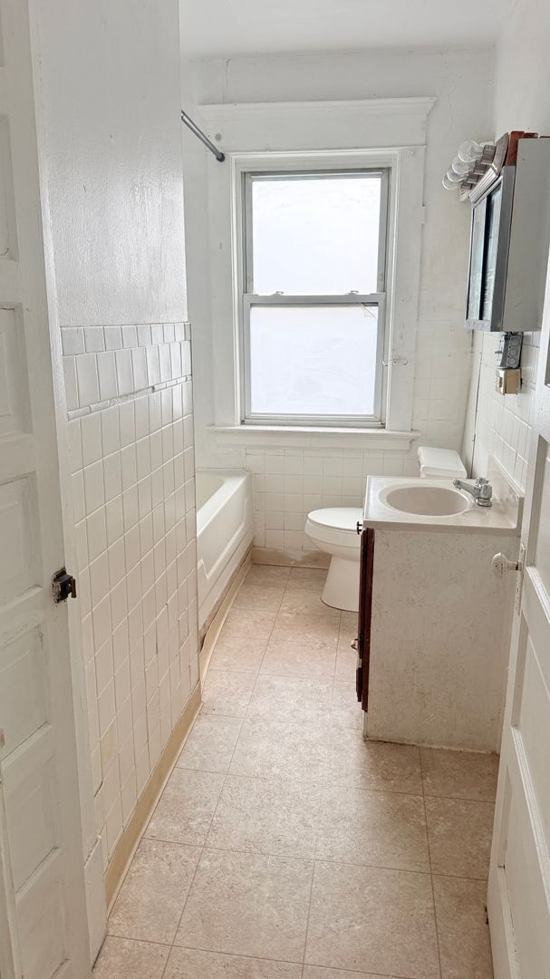 Foto del edificio - 1214 W Washington St