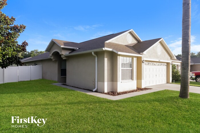 Foto principal - 25821 Syme Ct