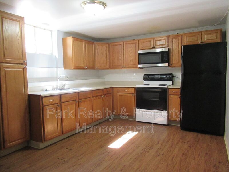 Photo - 3900.5 W 24th Ave