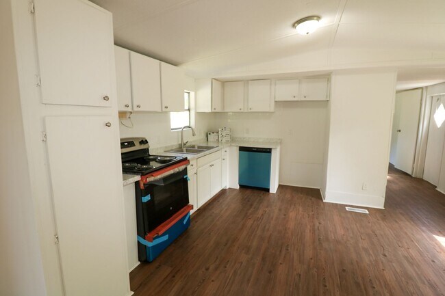 Foto del edificio - Newly Renovated Home