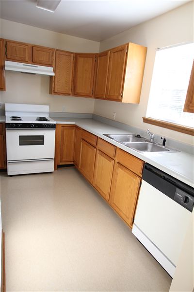 Foto del edificio - 211 Harbors Lake Dr