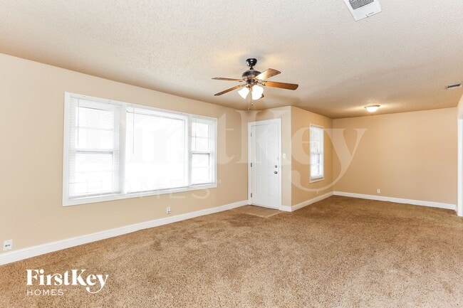 Building Photo - 1103 Warden St