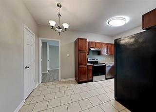 Foto del edificio - 4829 Fitzhugh Ave