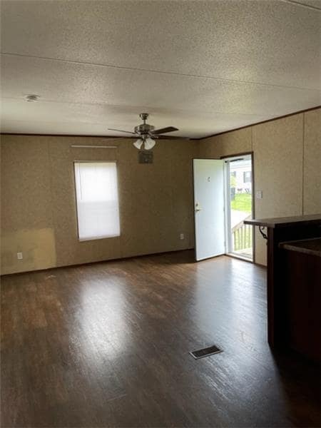 Building Photo - 135 Dv Byrd Ln