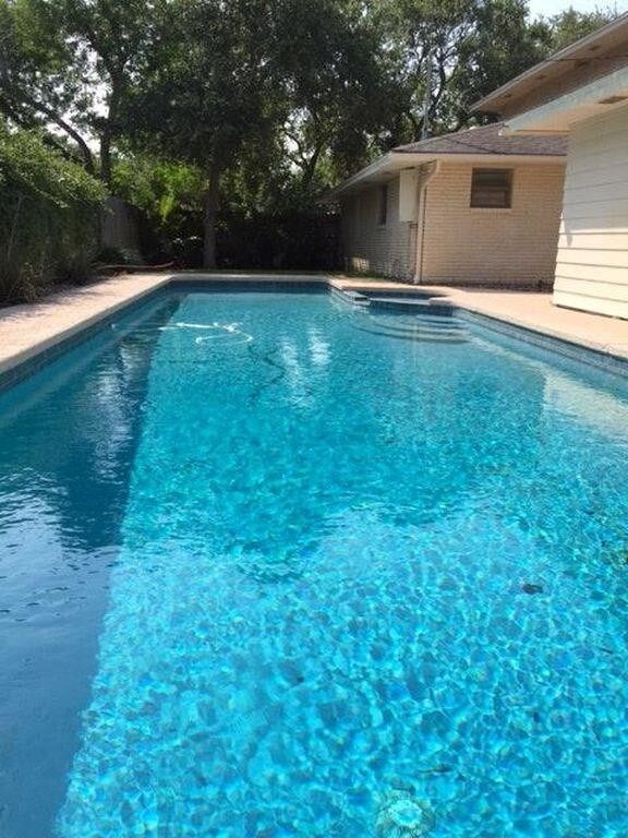 Building Photo - 209 Cape Hatteras Dr