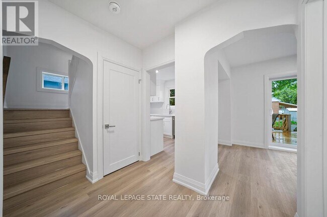 Photo du bâtiment - 172 E 34th St