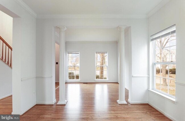 Foto del edificio - 9613 Laurel Oak Dr