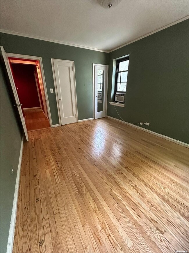 Building Photo - 251 Seaman Ave