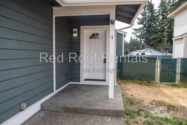 Foto del edificio - 242 174th St S