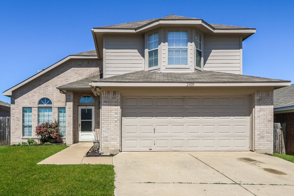 Foto principal - 2400 Stagecoach St