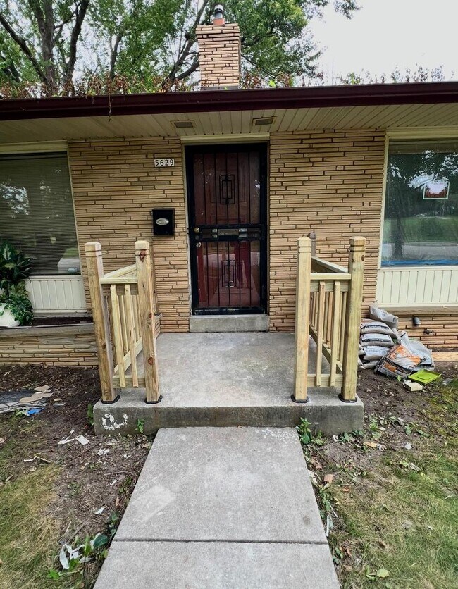 Foto del edificio - 5629 W Lincoln Creek Dr