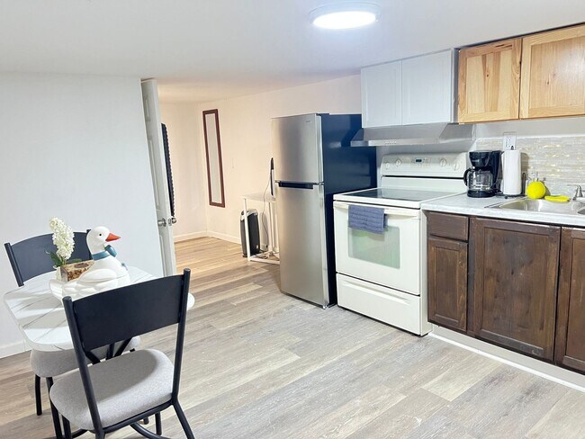 Foto del edificio - 1240 Landon Rd