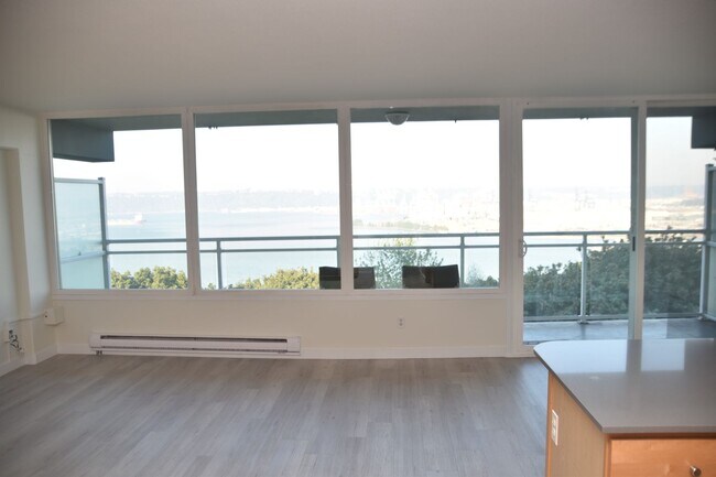 Foto del edificio - Sky Terrace 2 Bedroom 1.5 Bath Condo with ...